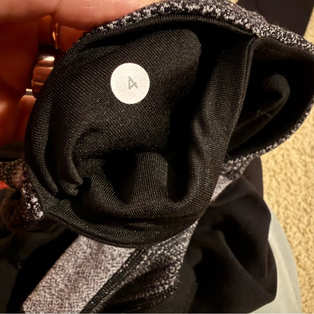 lululemon athletica Black and Gray Leggings - Picture 10 of 11